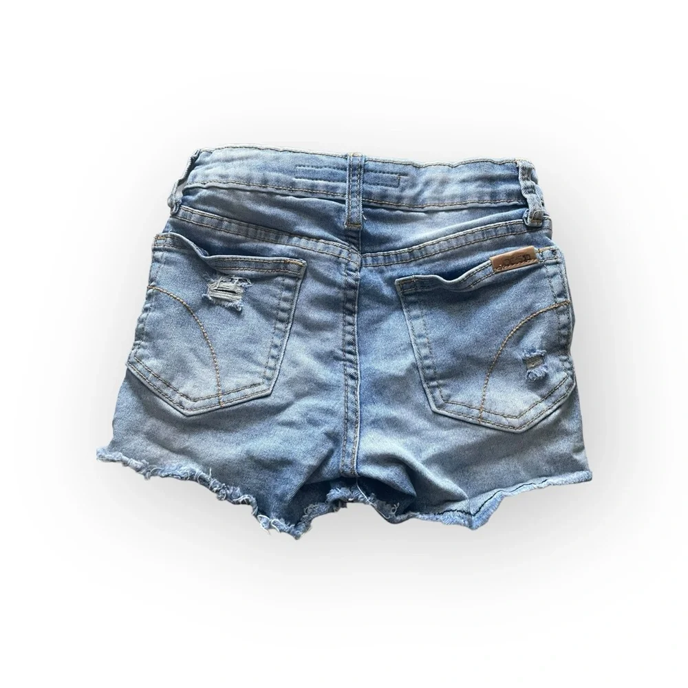 Girls Joe’s Jeans distressed denim jean shorts